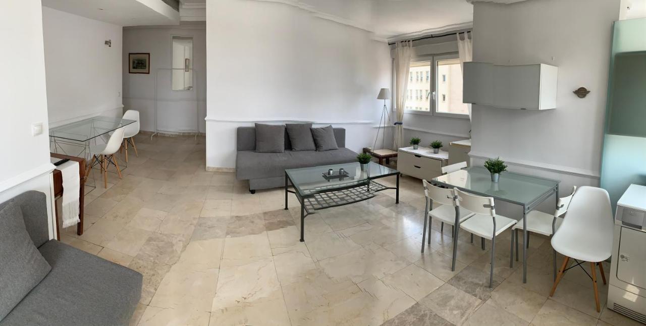 מדריד Pisos Con Piscina De Temporada Corta Estancia מראה חיצוני תמונה